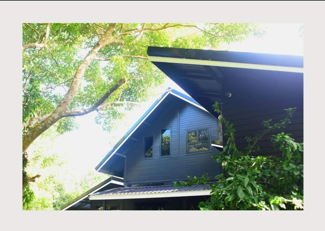 The Creek Haus Bed and Breakfast Lan Saka Eksteriør billede